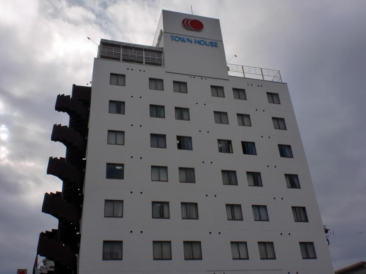 Townhouse Hotel 2*